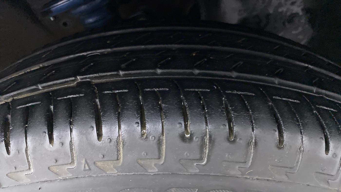 2021 Maruti IGNIS SIGMA 1.2 K12, Petrol, Manual, 17,975 km, Right Front Tyre Tread
