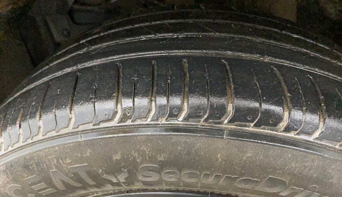 2022 Toyota URBAN CRUISER HIGH GRADE MT, Petrol, Manual, 39,099 km, Left Front Tyre Tread