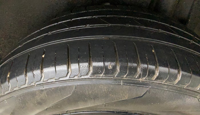 2022 Toyota URBAN CRUISER HIGH GRADE MT, Petrol, Manual, 39,099 km, Left Rear Tyre Tread