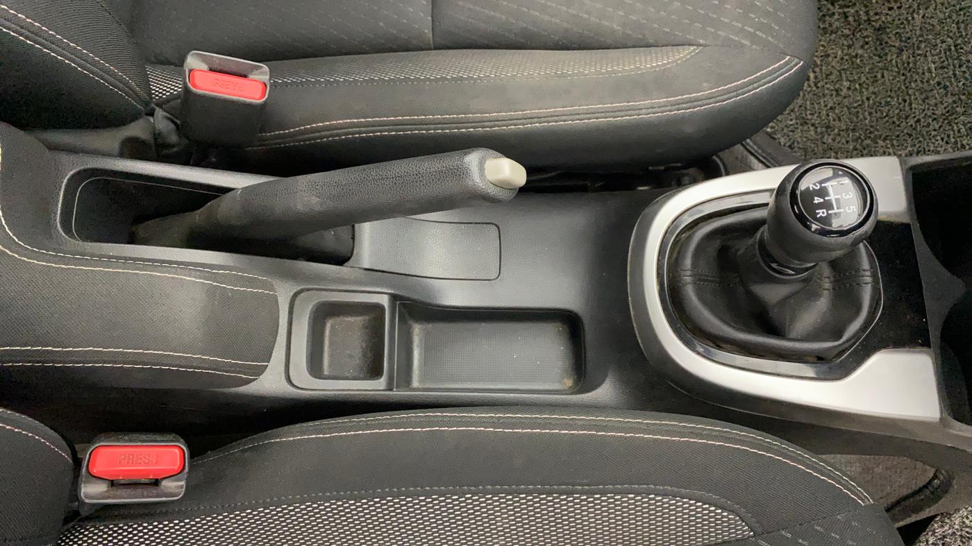 2019 Honda WR-V 1.2L I-VTEC VX MT, Petrol, Manual, 82,546 km, Gear Lever