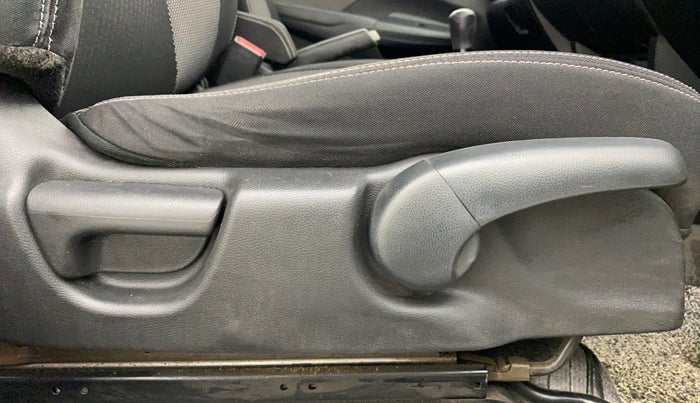 2019 Honda WR-V 1.2L I-VTEC VX MT, Petrol, Manual, 82,546 km, Driver Side Adjustment Panel