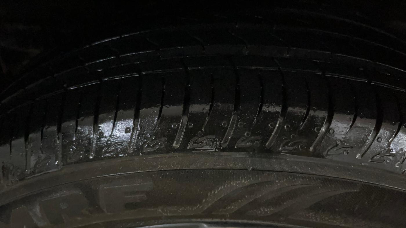 2019 Hyundai VENUE SX PLUS 1.0 TURBO DCT, Petrol, Automatic, 60,164 km, Right Rear Tyre Tread