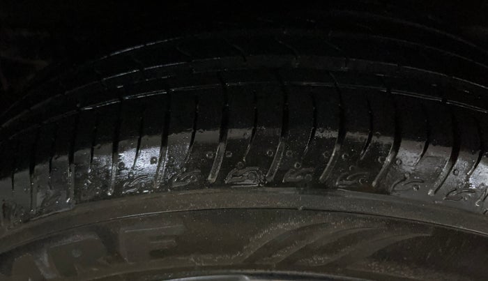 2019 Hyundai VENUE SX PLUS 1.0 TURBO DCT, Petrol, Automatic, 60,108 km, Right Rear Tyre Tread