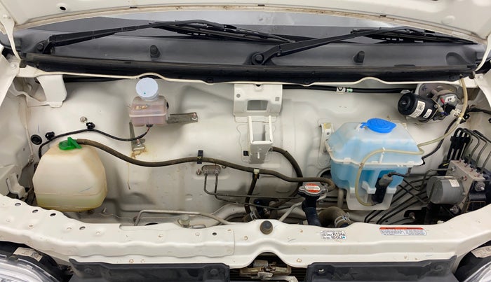 2023 Maruti Eeco 5 STR AC, Petrol, Manual, 20,002 km, Engine View