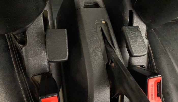 2023 Maruti Eeco 5 STR AC, Petrol, Manual, 20,002 km, Driver Side Adjustment Panel