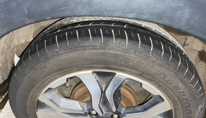 2017 Honda WR-V 1.2L I-VTEC VX MT, Petrol, Manual, 31,844 km, Right Rear Tyre Tread