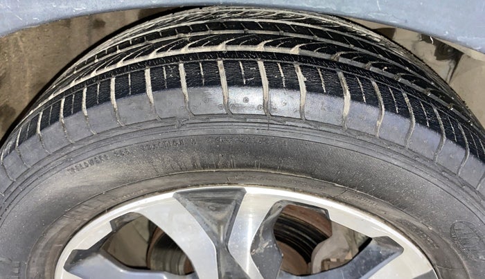 2017 Honda WR-V 1.2L I-VTEC VX MT, Petrol, Manual, 31,844 km, Right Front Tyre Tread