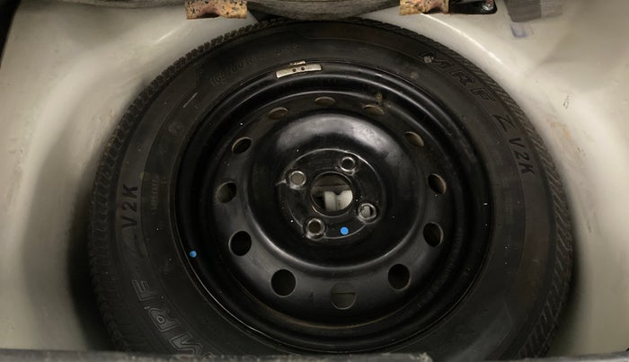 2016 Maruti Swift VXI, Petrol, Manual, 88,564 km, Spare Tyre