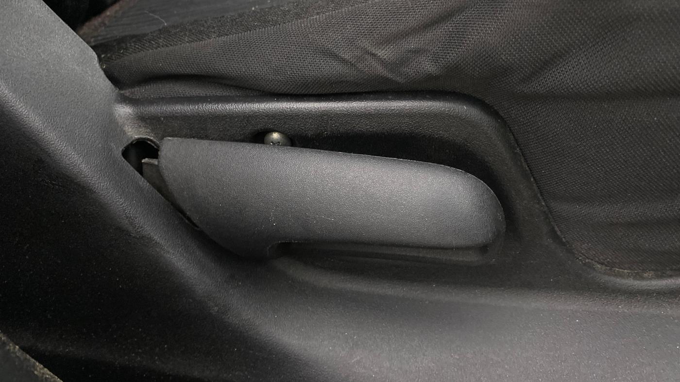 2016 Maruti Swift VXI, Petrol, Manual, 88,564 km, Driver Side Adjustment Panel