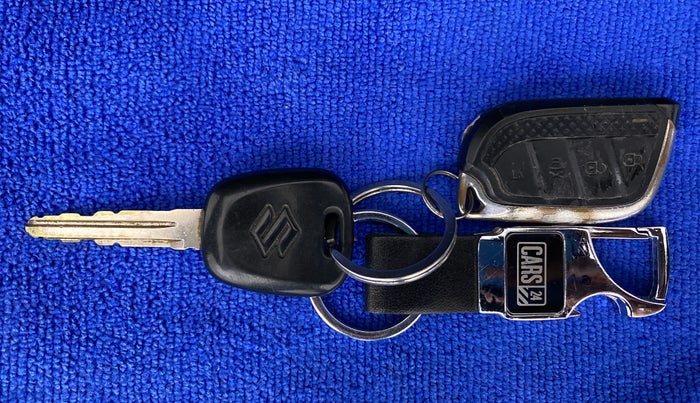 2018 Maruti Alto 800 LXI, Petrol, Manual, 55,993 km, Key Close Up