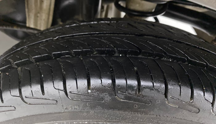 2018 Maruti Alto 800 LXI, Petrol, Manual, 55,993 km, Left Rear Tyre Tread