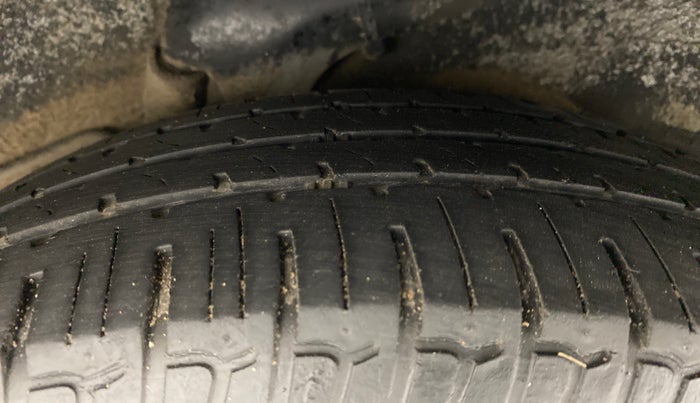 2012 Hyundai i10 ERA 1.1 IRDE, Petrol, Manual, 16,314 km, Left Rear Tyre Tread