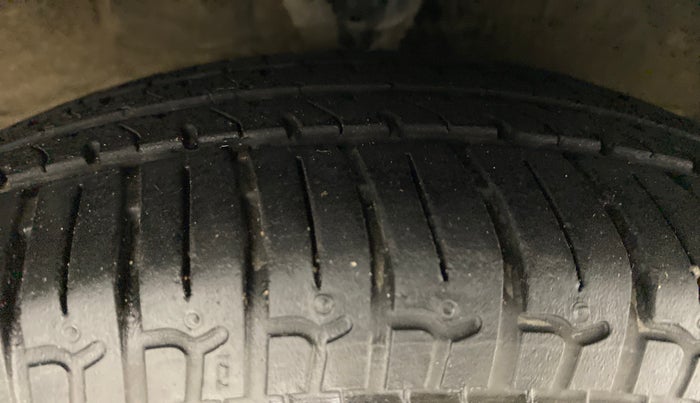 2012 Hyundai i10 ERA 1.1 IRDE, Petrol, Manual, 16,314 km, Right Front Tyre Tread