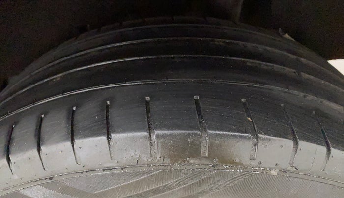 2017 Maruti Baleno ZETA CVT PETROL 1.2, Petrol, Automatic, 78,967 km, Left Rear Tyre Tread