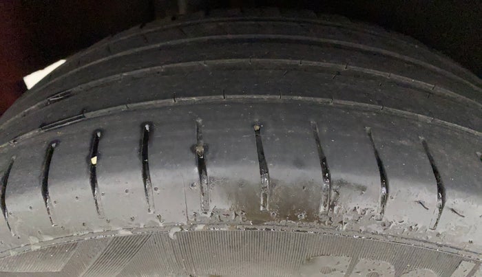 2017 Maruti Baleno ZETA CVT PETROL 1.2, Petrol, Automatic, 78,967 km, Right Rear Tyre Tread