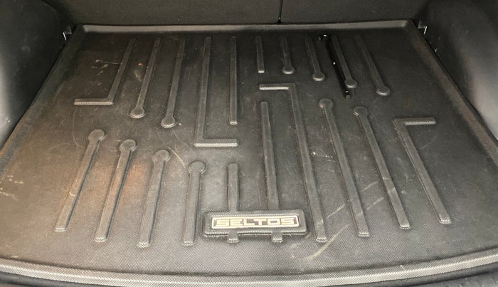 2023 KIA SELTOS X LINE 1.5 DIESEL AT, Diesel, Automatic, 35,227 km, Boot Inside