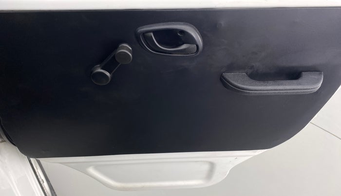 2019 Maruti Eeco 5 STR WITH AC PLUSHTR, Petrol, Manual, 38,591 km, Driver Side Door Panels Control