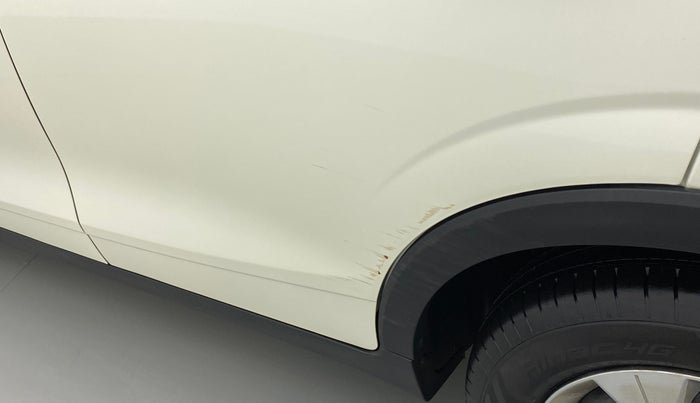 2022 Mahindra XUV300 W6 1.2 PETROL, Petrol, Manual, 1,678 km, Rear left door - Minor scratches