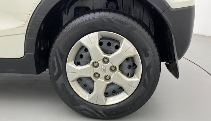 2022 Mahindra XUV300 W6 1.2 PETROL, Petrol, Manual, 1,678 km, Left Rear Wheel