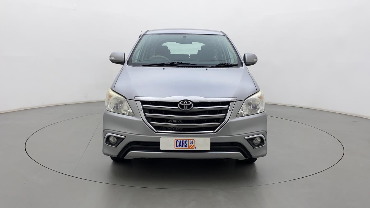 2015 Toyota Innova 2.5 VX 8 STR, Diesel, Manual, 83,333 km, Front
