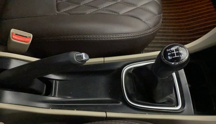 2017 Maruti Ciaz ALPHA 1.4 PETROL, Petrol, Manual, 35,365 km, Gear Lever