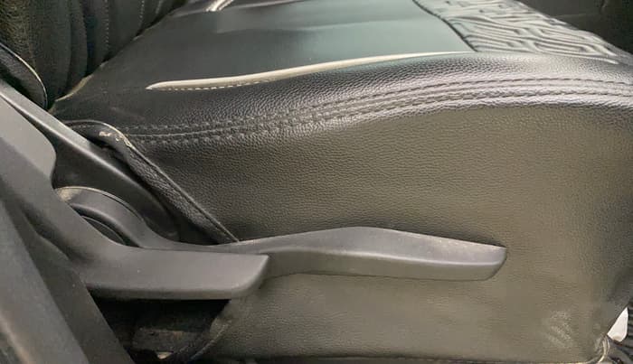 2024 Maruti BREZZA ZXI S-CNG, CNG, Manual, 28,680 km, Driver Side Adjustment Panel