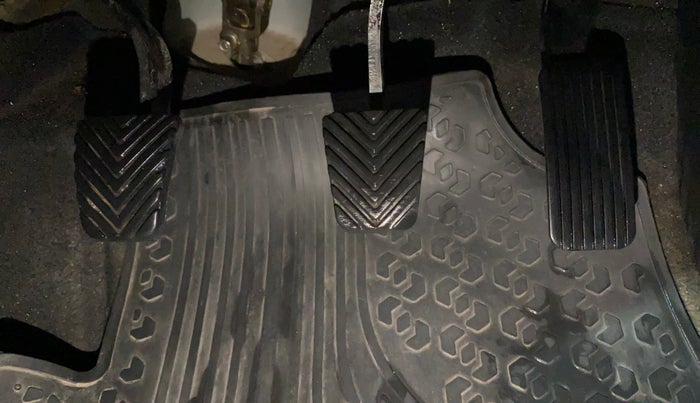 2018 Hyundai Verna 1.4 E PETROL, Petrol, Manual, 24,938 km, Pedals