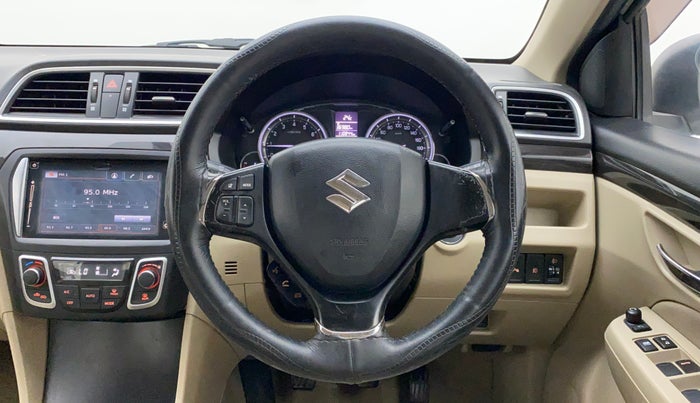 2015 Maruti Ciaz ZXI+, Petrol, Manual, 1,10,844 km, Steering Wheel Close Up