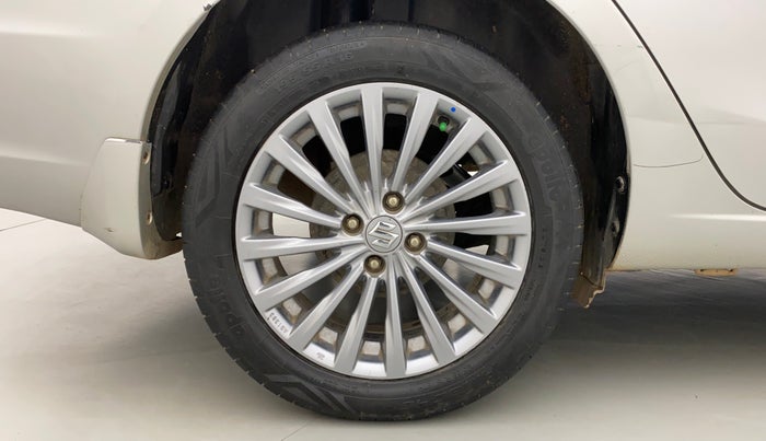 2015 Maruti Ciaz ZXI+, Petrol, Manual, 1,10,844 km, Right Rear Wheel
