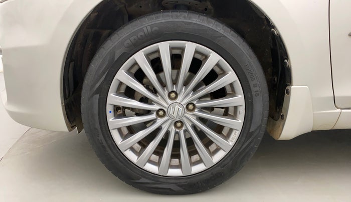 2015 Maruti Ciaz ZXI+, Petrol, Manual, 1,10,844 km, Left Front Wheel