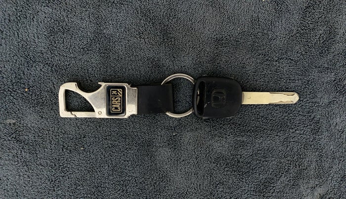 2012 Honda Brio V MT, Petrol, Manual, 67,091 km, Key Close Up