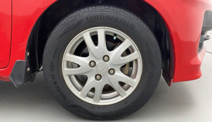 2012 Honda Brio V MT, Petrol, Manual, 67,091 km, Right Front Wheel