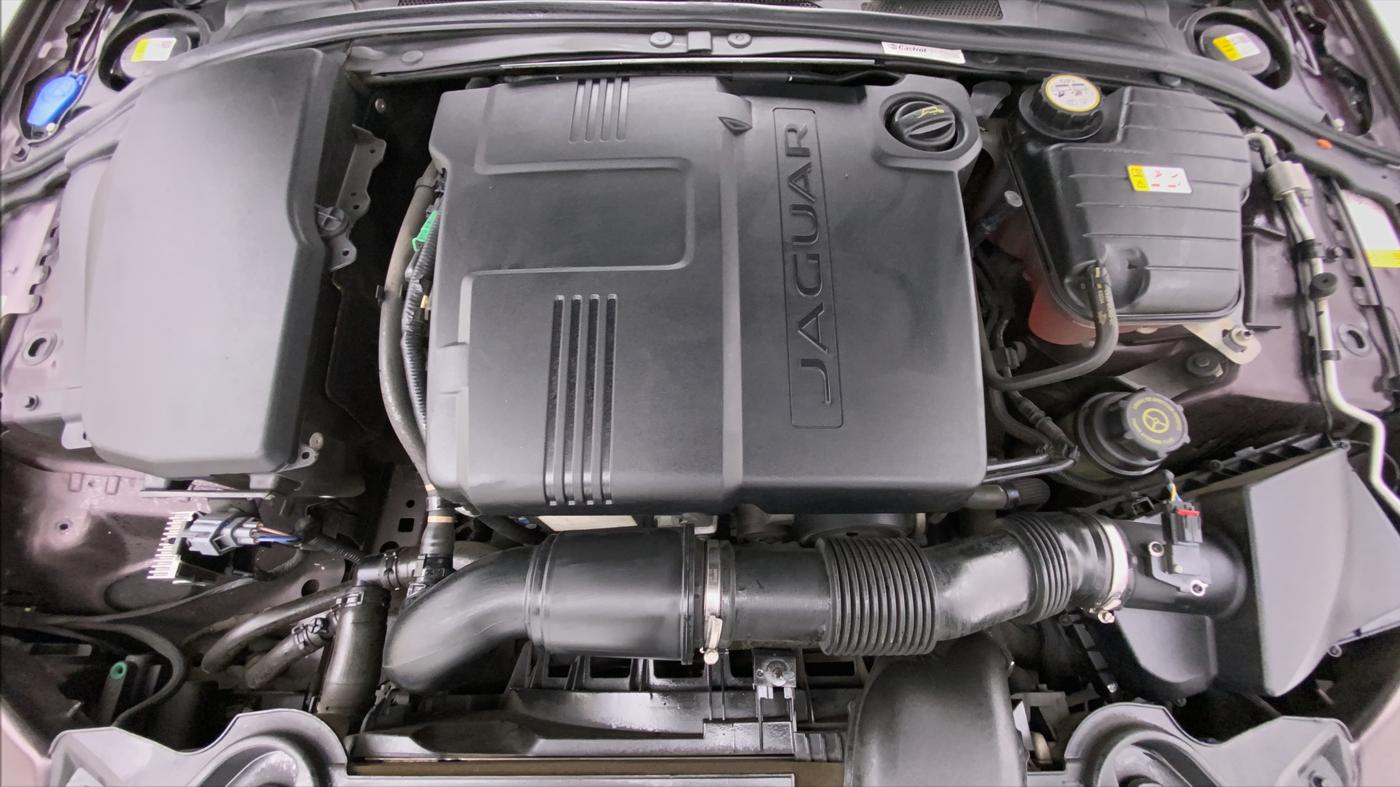 2015 Jaguar XF 2.2 DIESEL, Diesel, Automatic, 48,304 km, Open Bonet