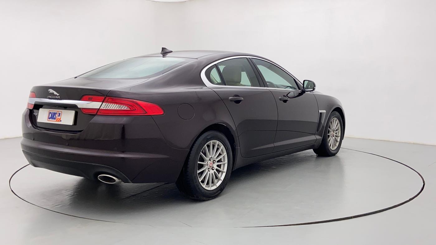 2015 Jaguar XF 2.2 DIESEL, Diesel, Automatic, 48,304 km, Right Back Diagonal