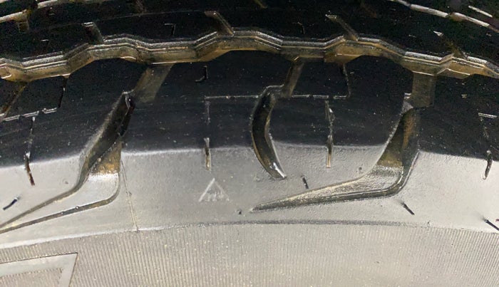 2021 Mahindra BOLERO NEO N10 R, Diesel, Manual, 60,763 km, Left Rear Tyre Tread