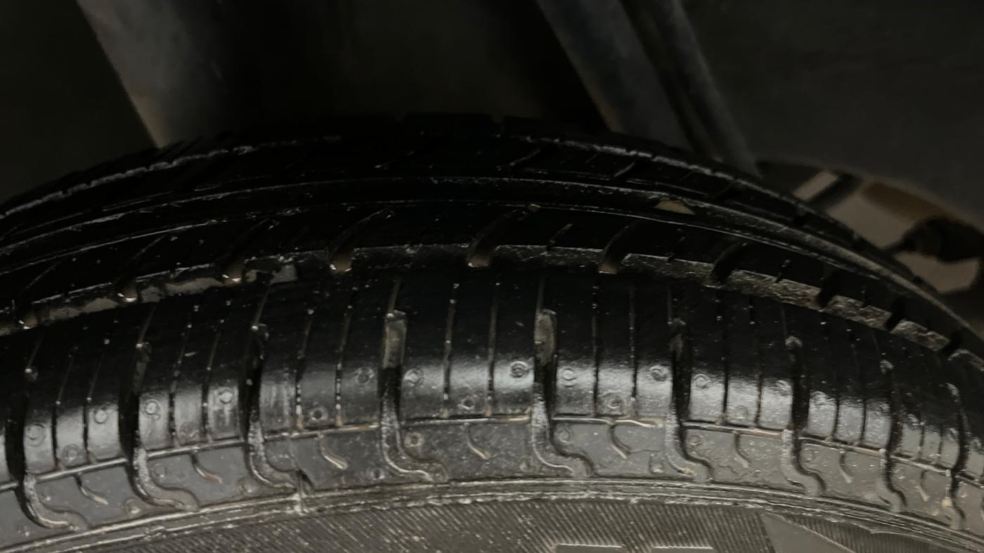 2015 Renault Kwid RXT 0.8, Petrol, Manual, 71,341 km, Right Rear Tyre Tread