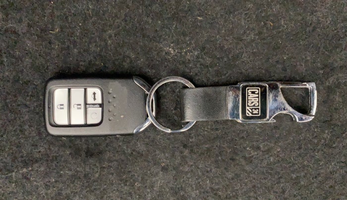 2019 Honda Civic 1.8L I-VTEC VX CVT, Petrol, Automatic, 63,710 km, Key Close Up