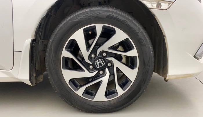 2019 Honda Civic 1.8L I-VTEC VX CVT, Petrol, Automatic, 63,710 km, Right Front Wheel