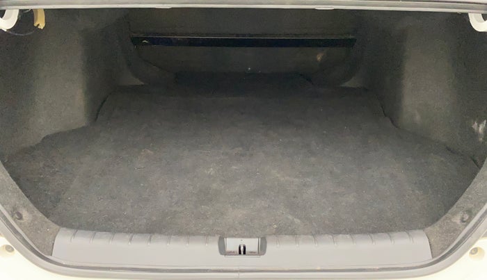 2019 Honda Civic 1.8L I-VTEC VX CVT, Petrol, Automatic, 63,710 km, Boot Inside