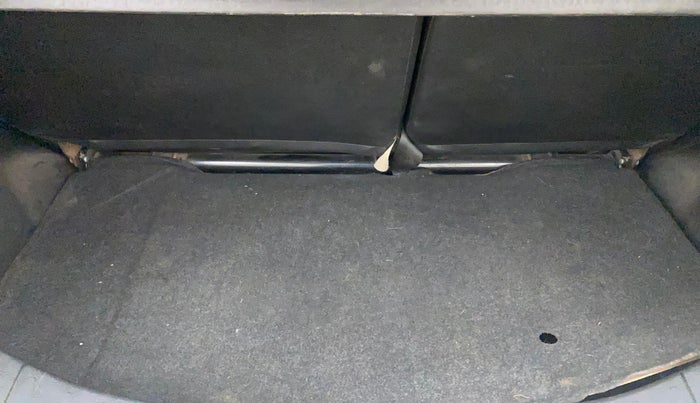 2015 Maruti Wagon R 1.0 VXI, Petrol, Manual, 1,08,880 km, Boot Inside