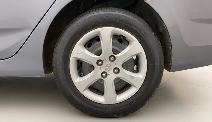 2013 Hyundai Verna FLUIDIC 1.6 VTVT EX, Petrol, Manual, 58,661 km, Left Rear Wheel
