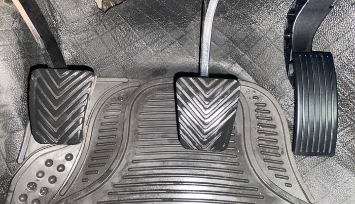 2021 Hyundai VENUE S 1.2, Petrol, Manual, 48,742 km, Pedals