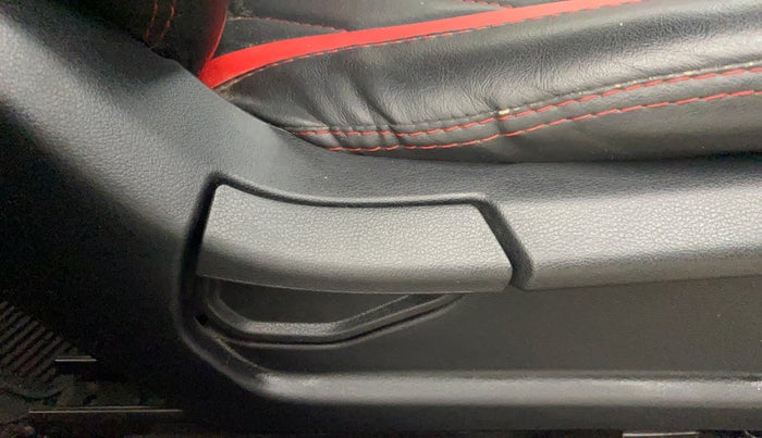 2021 Hyundai VENUE S 1.2, Petrol, Manual, 48,742 km, Driver Side Adjustment Panel