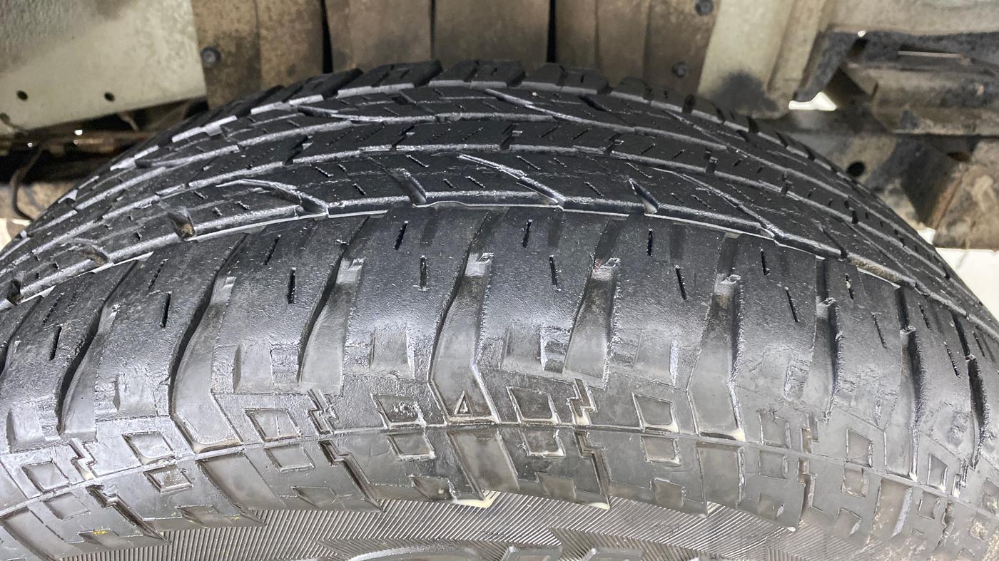 2018 Mahindra Thar CRDE 4X4 AC, Diesel, Manual, 41,410 km, Right Front Tyre Tread