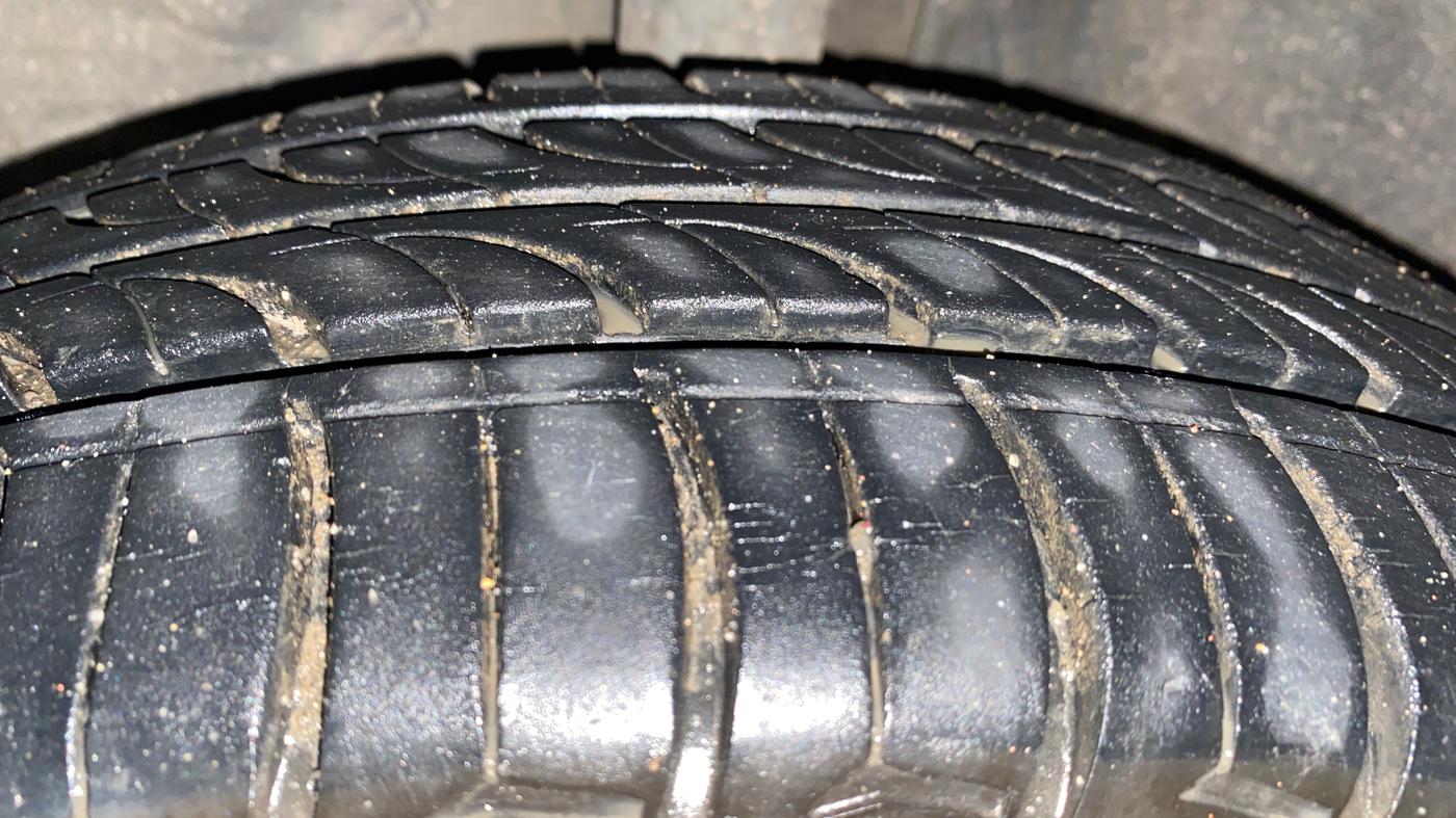 2018 Toyota YARIS G CVT, Petrol, Automatic, 47,398 km, Left Front Tyre Tread