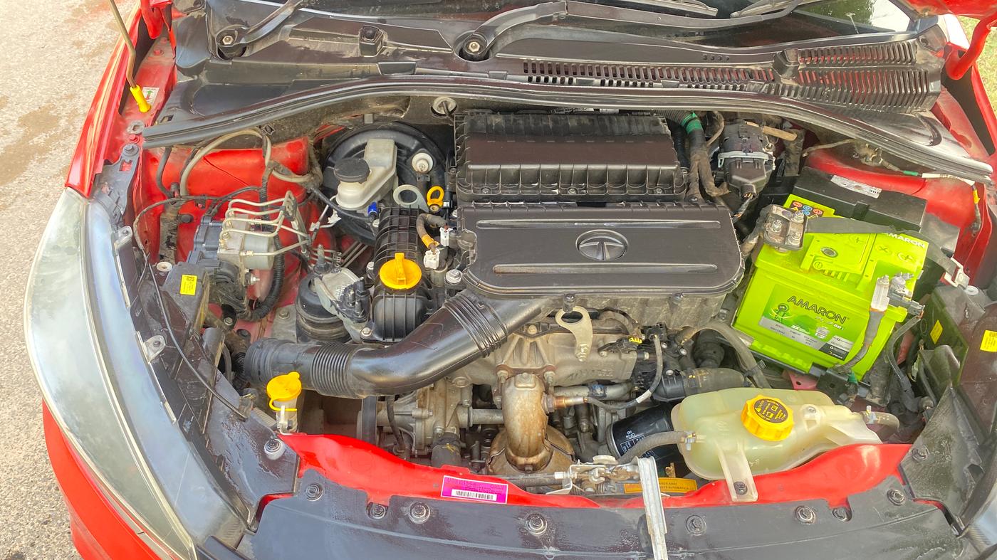 2021 Tata Tiago XZA PLUS DUAL TONE PETROL, Petrol, Automatic, 58,616 km, Engine View - Right