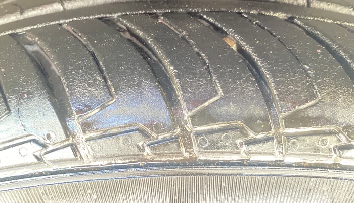 2021 Tata Tiago XZA PLUS DUAL TONE PETROL, Petrol, Automatic, 58,616 km, Right Front Tyre Tread