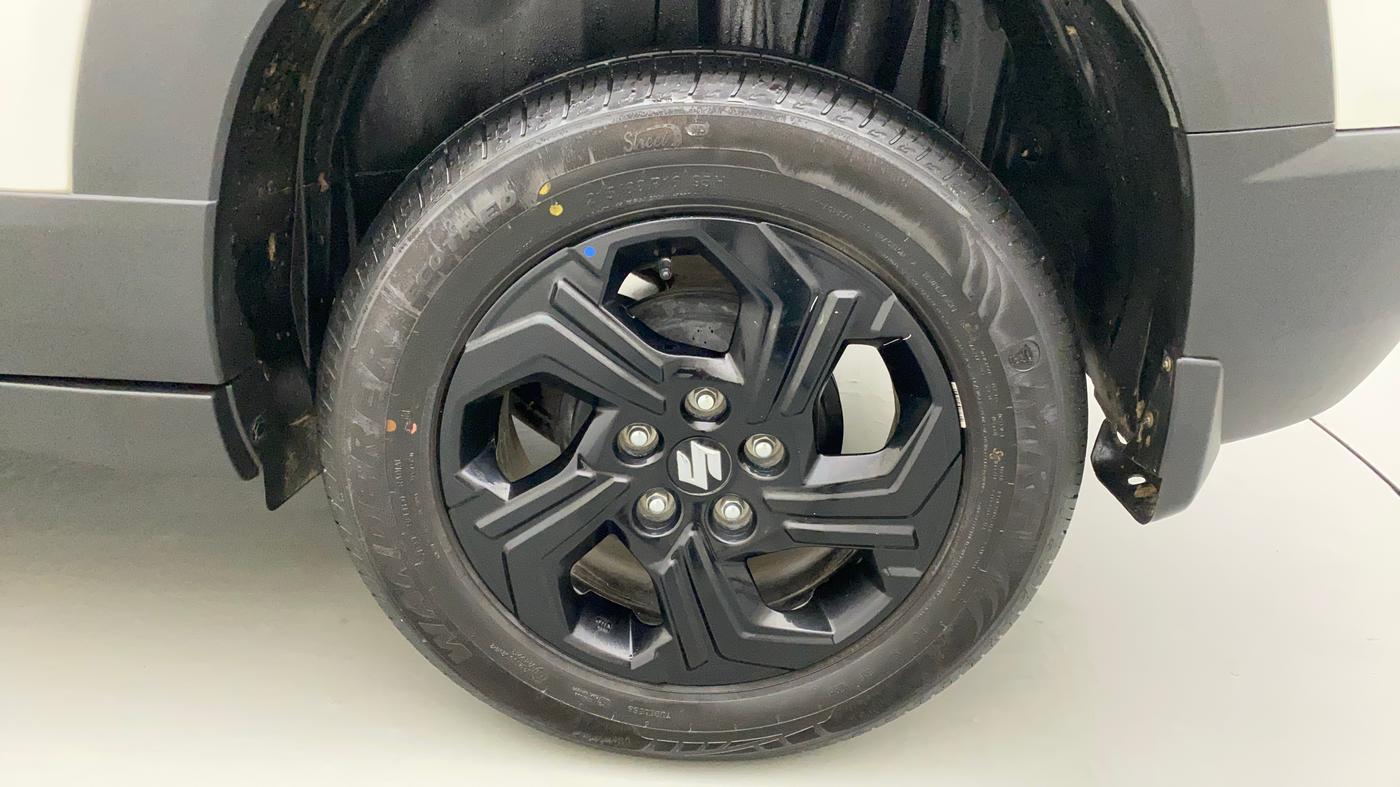 2023 Maruti BREZZA ZXI SMART HYBRID , Petrol, Manual, 5,398 km, Left Rear Wheel