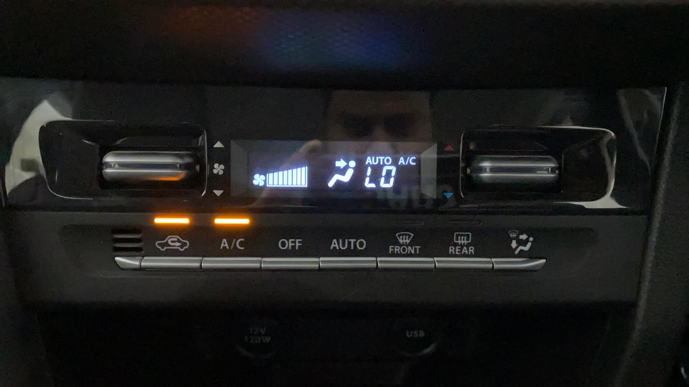 2023 Maruti BREZZA ZXI SMART HYBRID , Petrol, Manual, 5,398 km, Automatic Climate Control