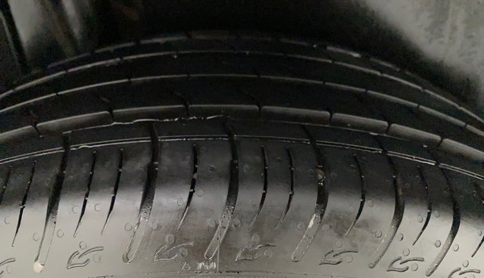 2023 Maruti BREZZA ZXI SMART HYBRID , Petrol, Manual, 5,398 km, Right Rear Tyre Tread